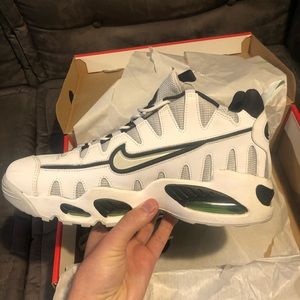 NIKE AIRMAX NOMO I WHITE (US 10.5 - 2015)